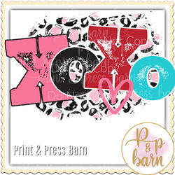 XOXO leopard background